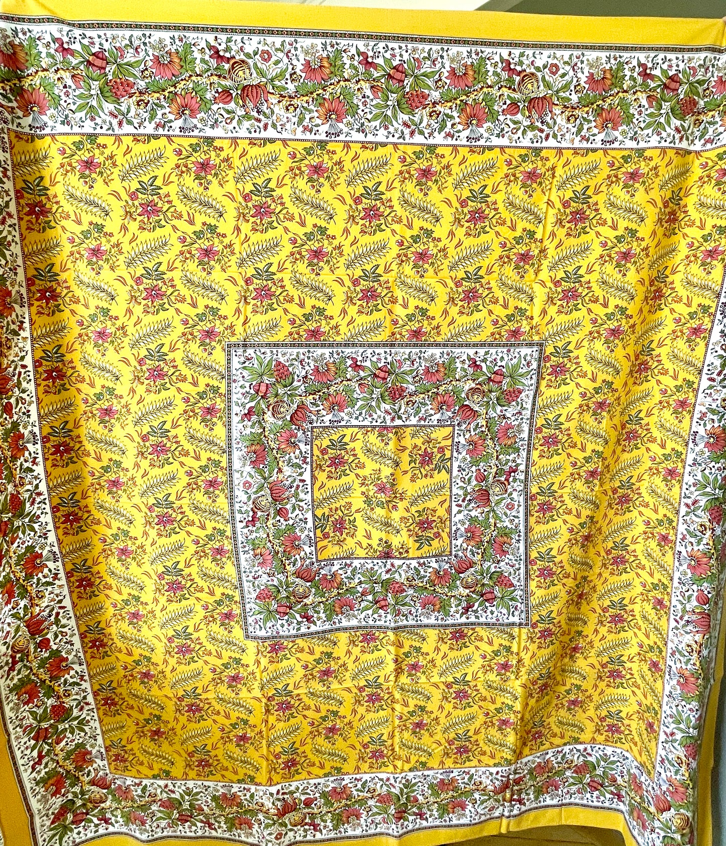 Provencal tablecloth "Les Olivades"