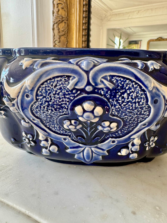 Jardinière en barbotine Gustave de Bruyn