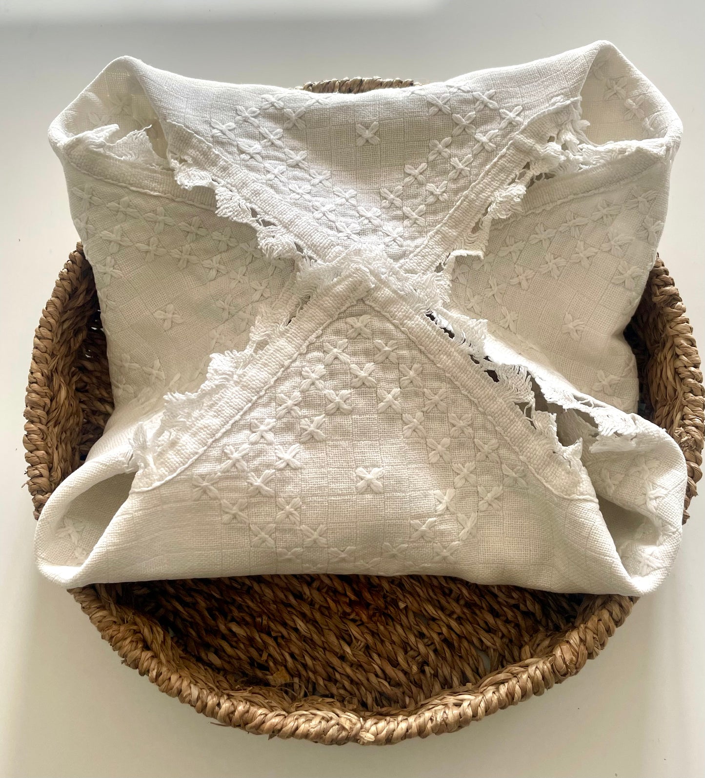 Embroidered damask cotton placemat