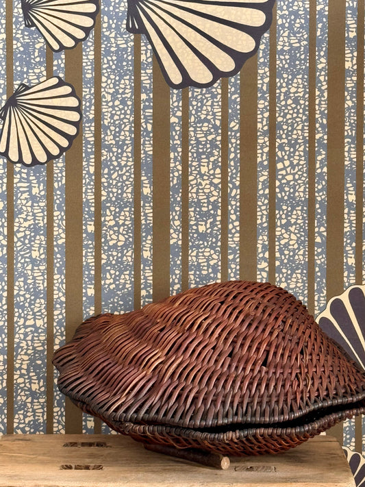 Boite en osier forme coquille