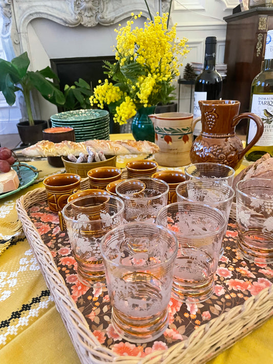 7 verres dorés et gravés