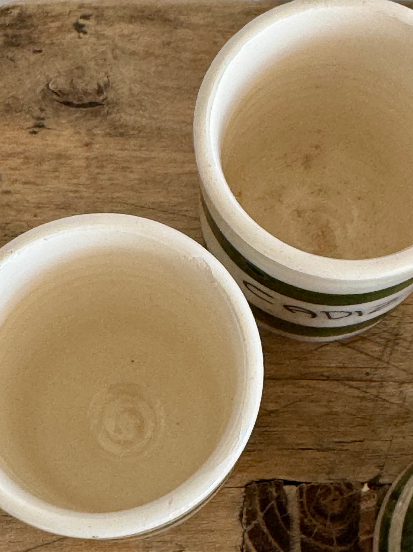 8 petites tasses à expresso en céramique