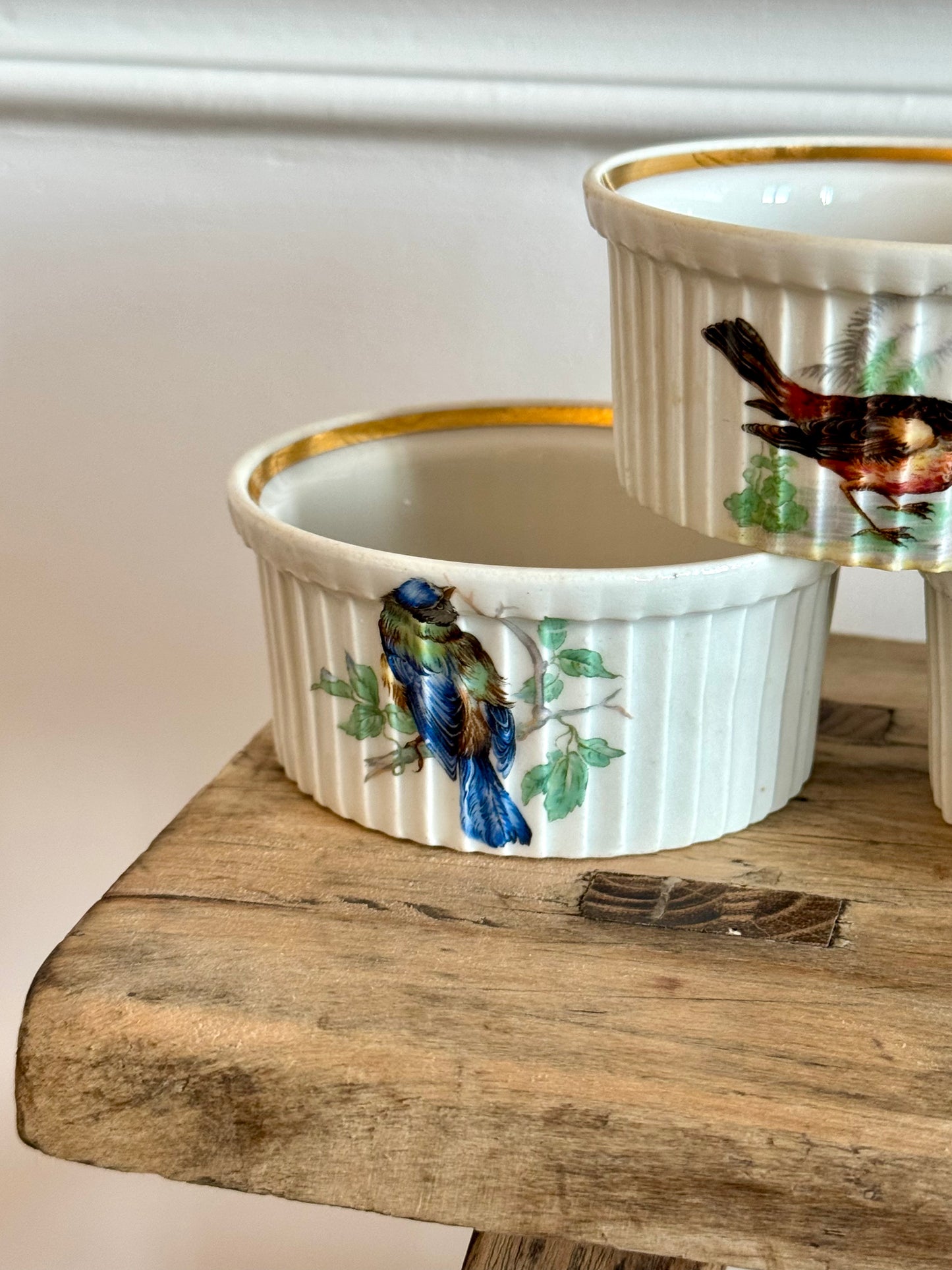Cinq ramequins berrichons motif oiseaux