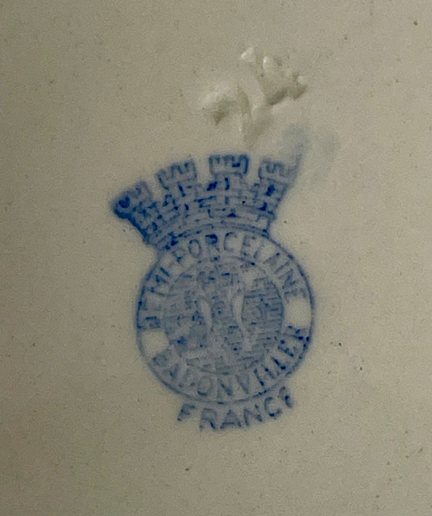 8 petites assiettes "Francine" Badonviller.