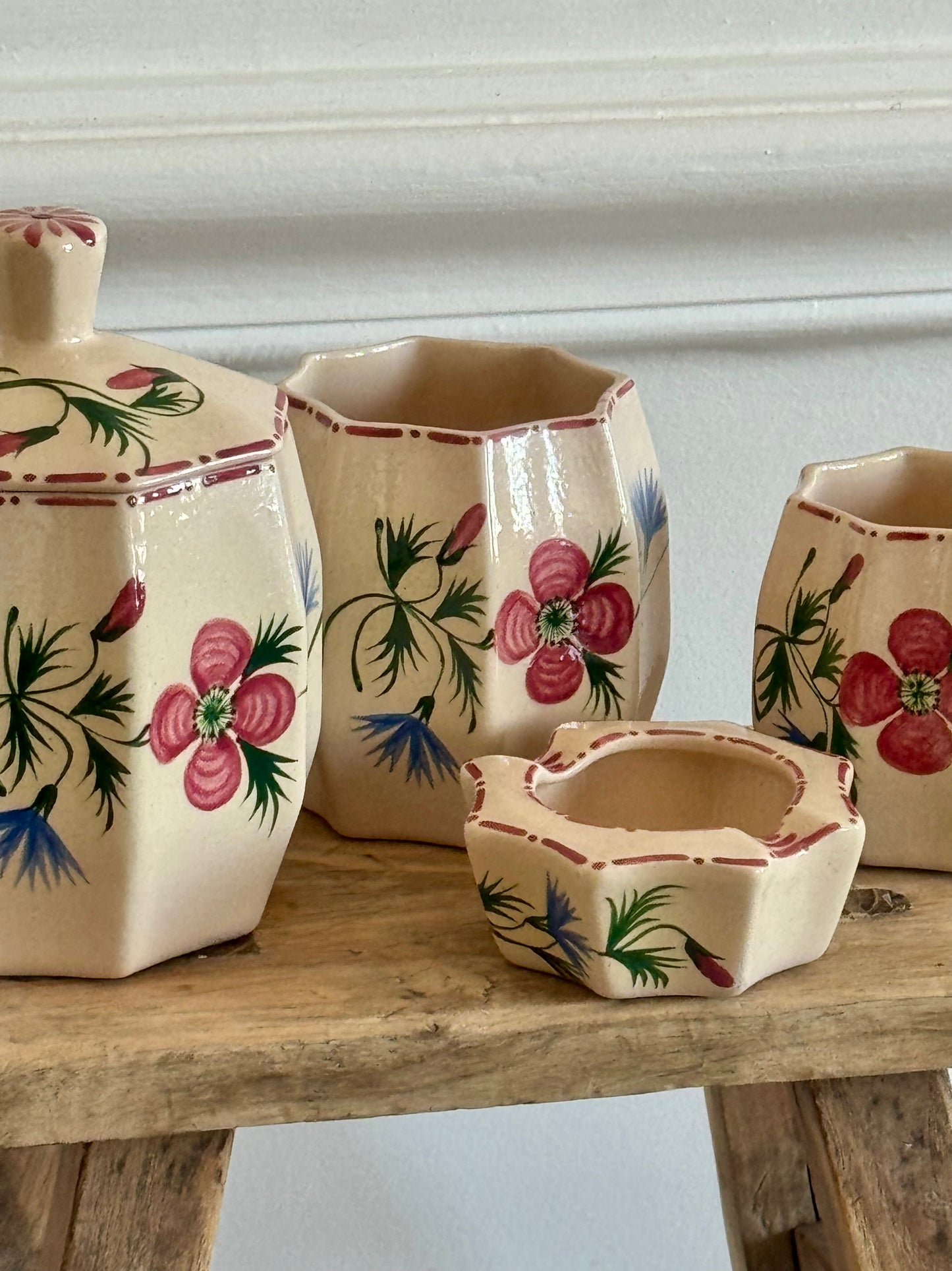 Ensemble de 4 pots en céramique