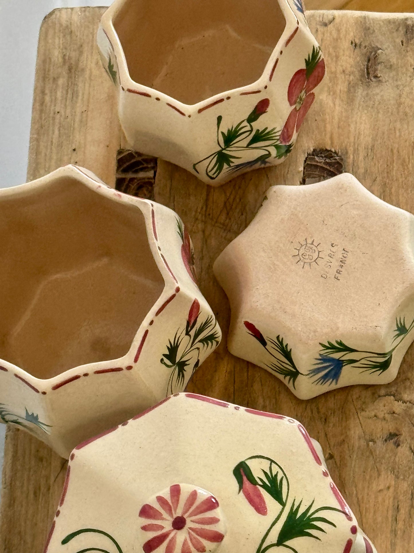 Ensemble de 4 pots en céramique