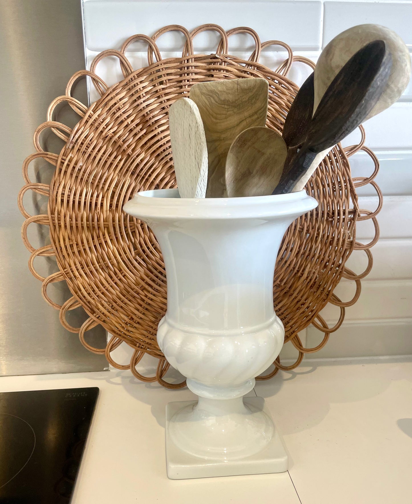 Vase medicis en porcelaine de Limoges