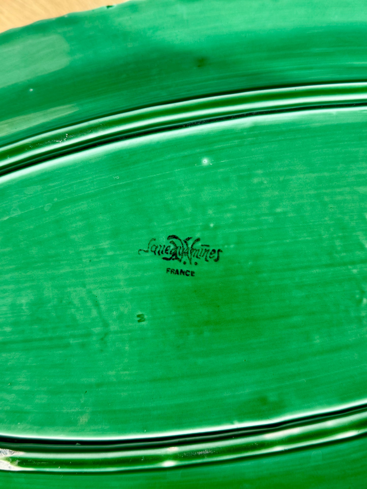 Plat à poisson Art Déco en faïence de Sarreguemines