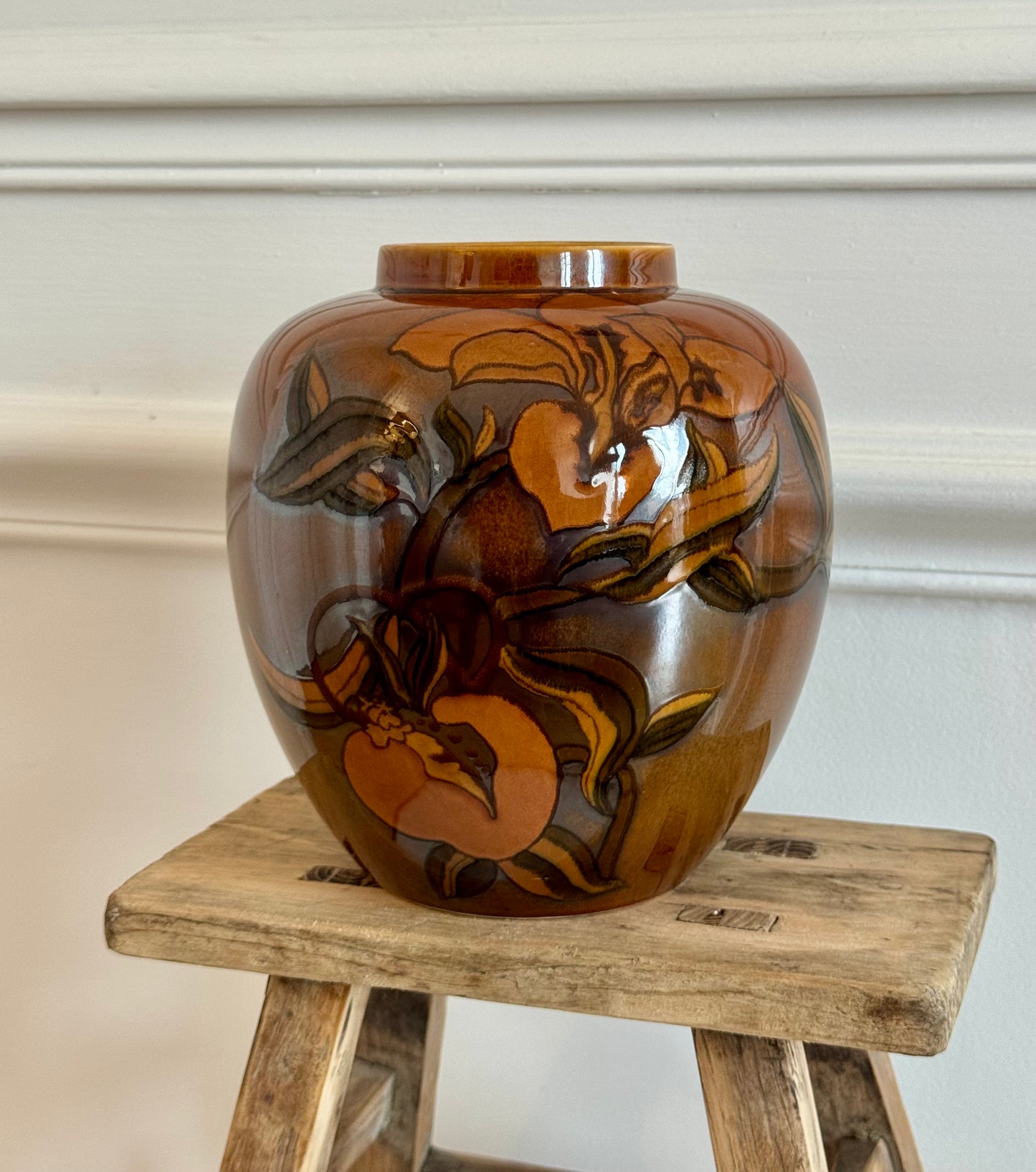 Vase Iris Carlton Ware