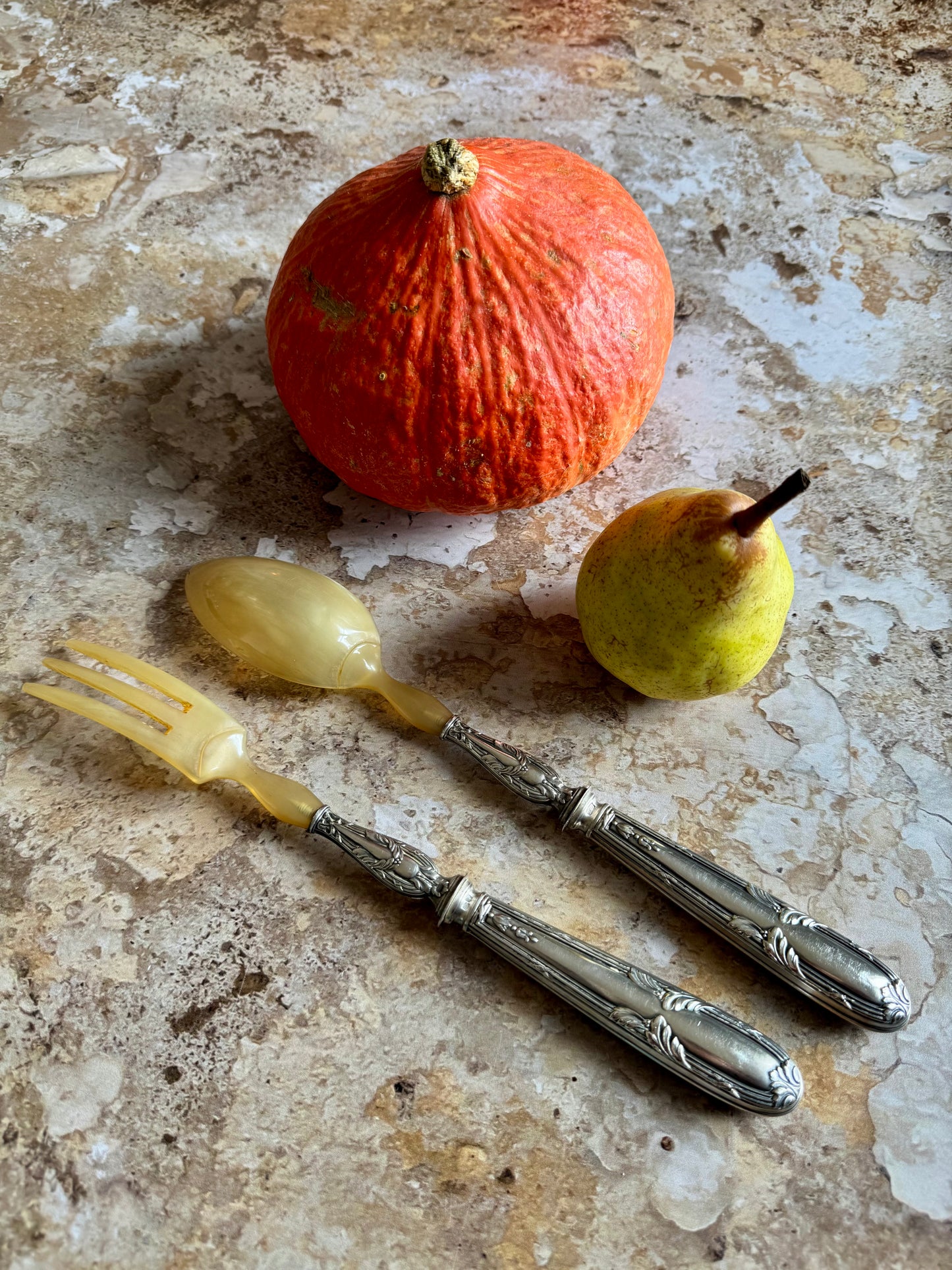 Couverts à salade en métal argenté fourré