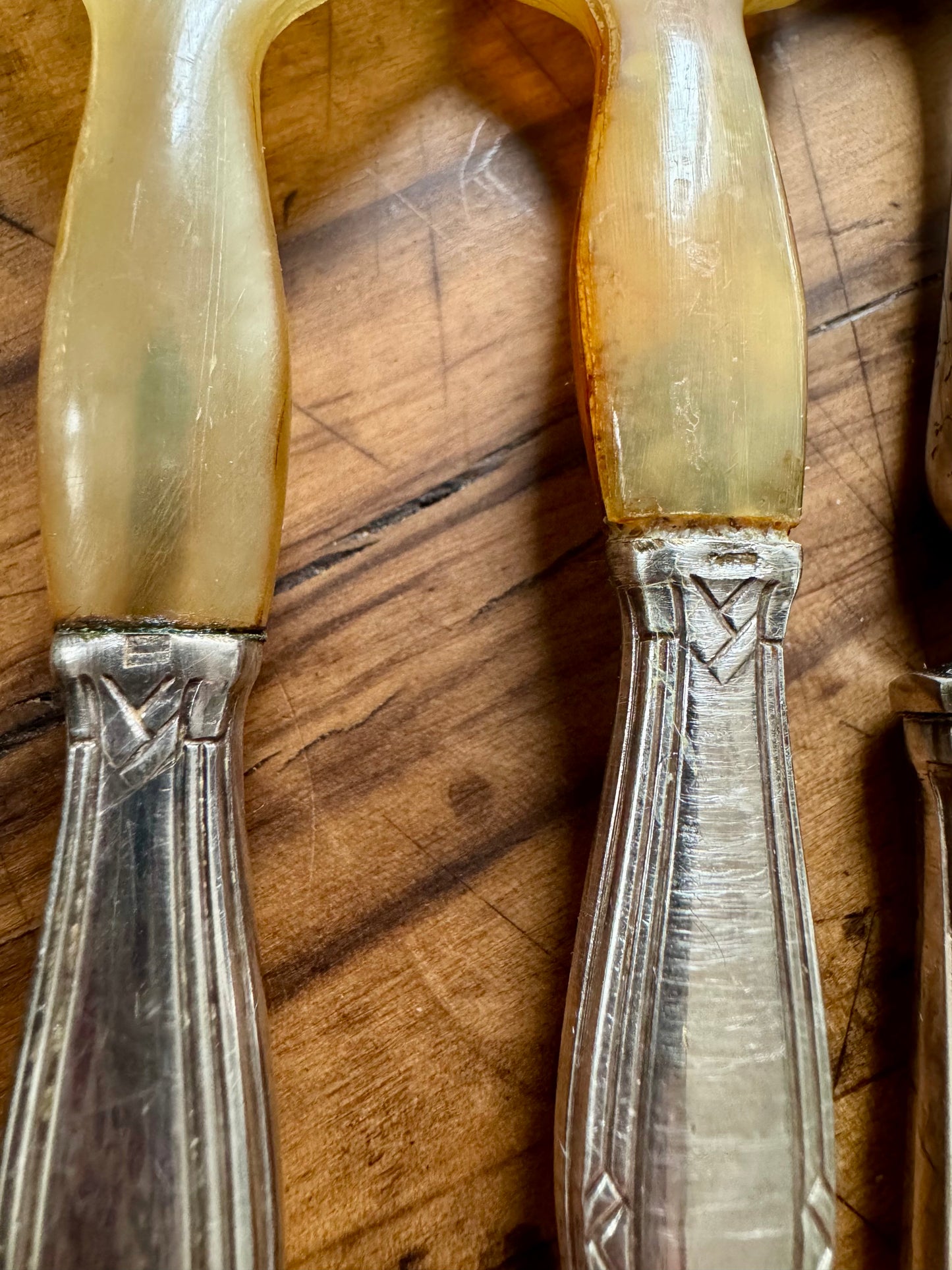 Ensemble de couverts de service art deco en métal argenté