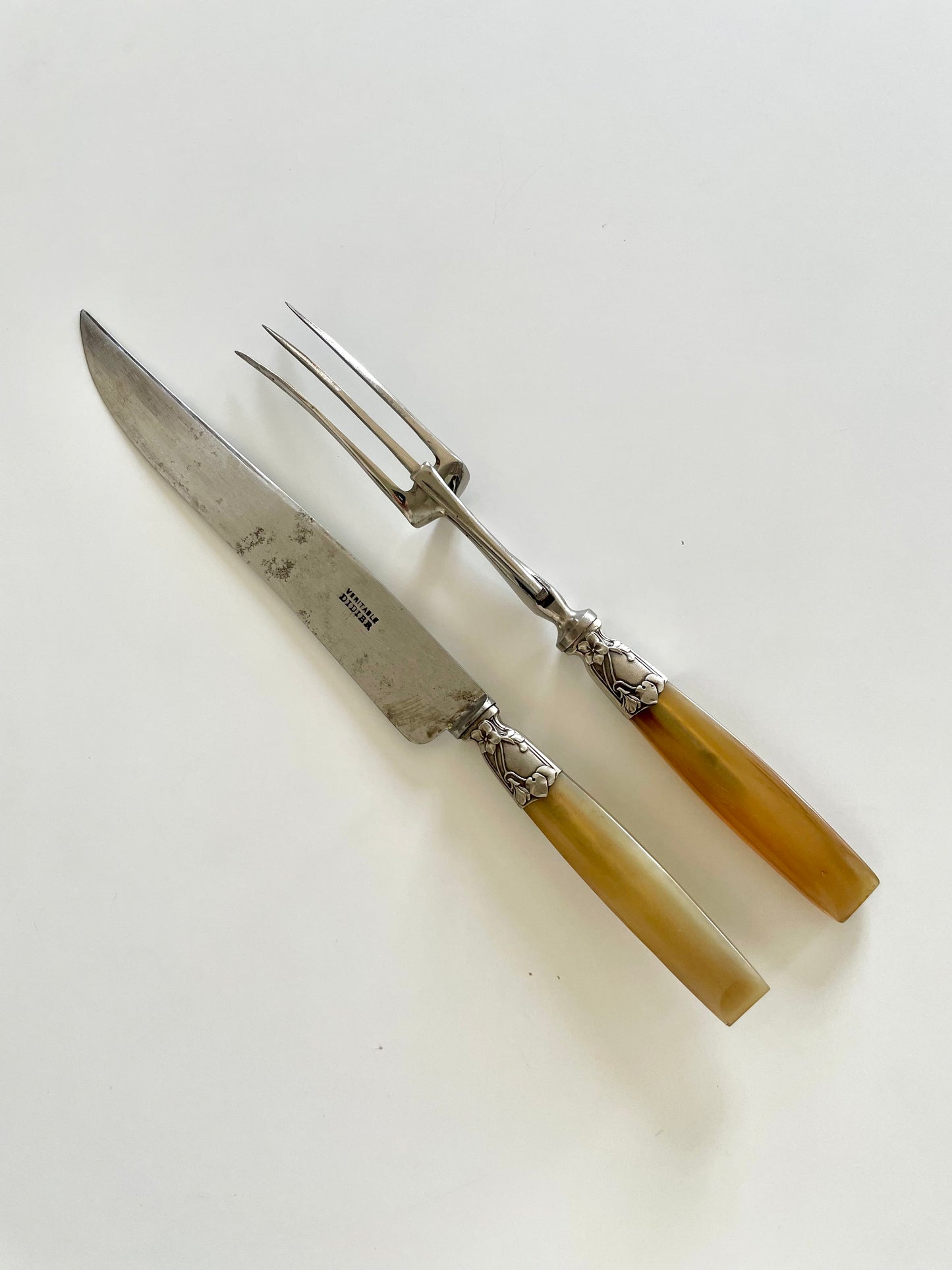 Meat carving knife and fork