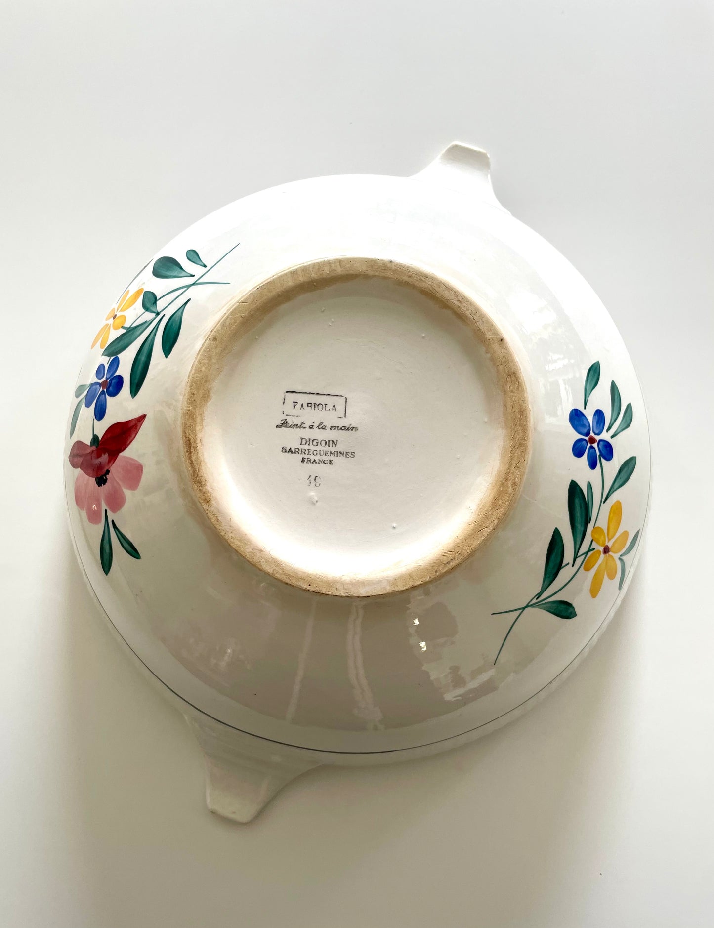 "Fabiola" iron earth soup tureen / serving dish