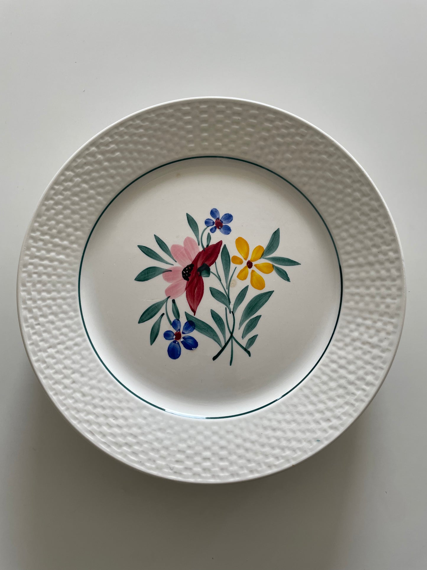 6 assiette terre de fer "Fabiola".