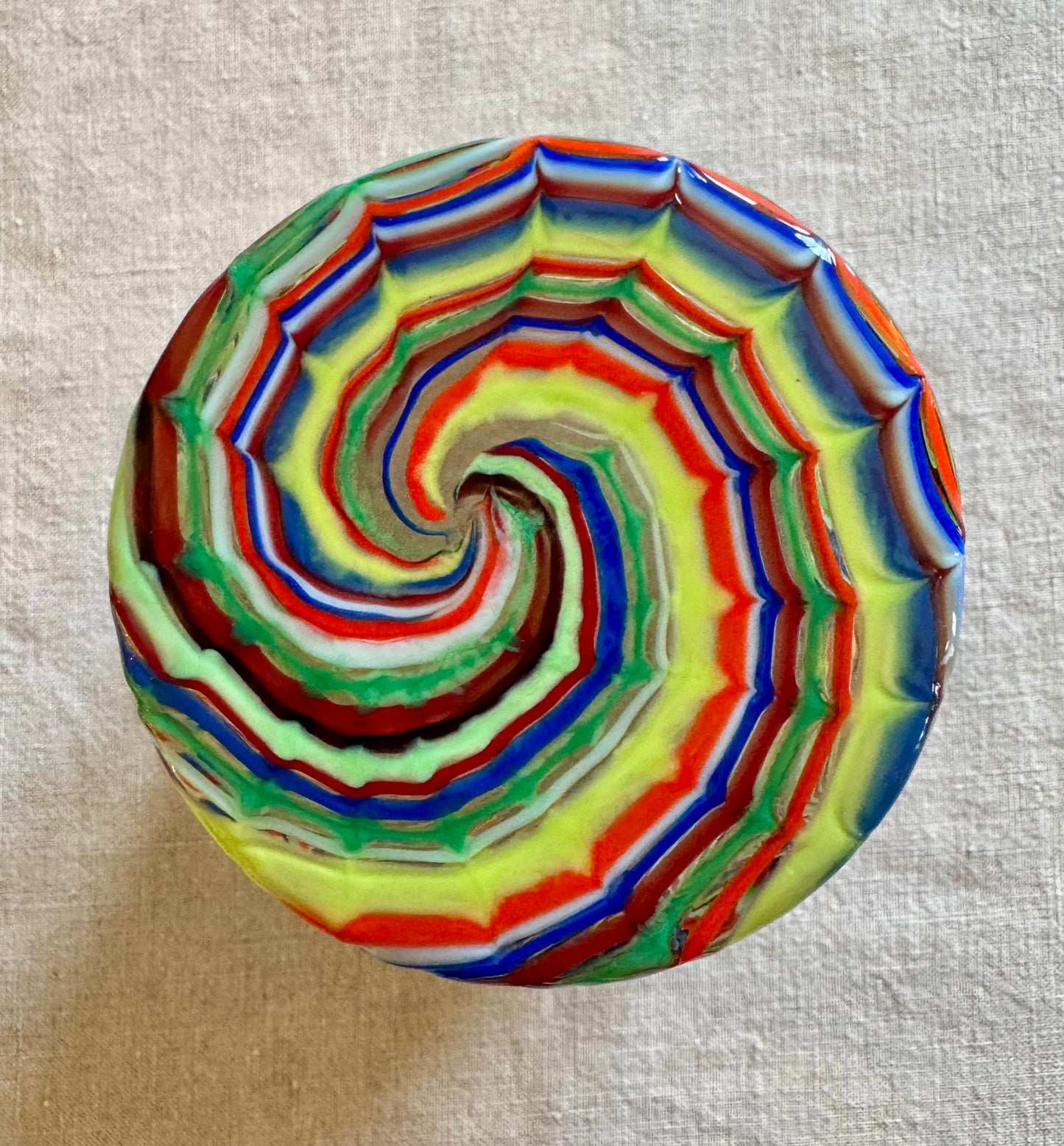 Verre/gobelet soufflé à la main italien