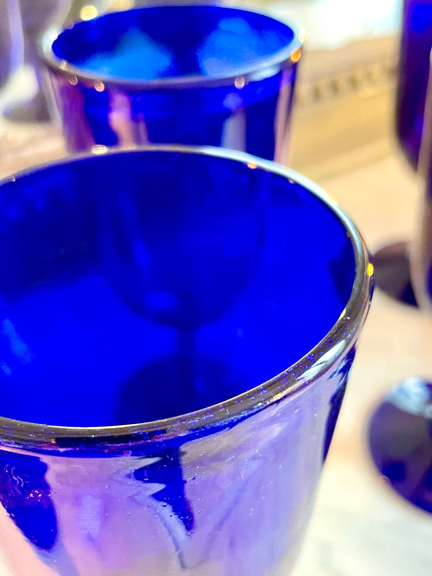 8 blue stemmed bubble glass glasses