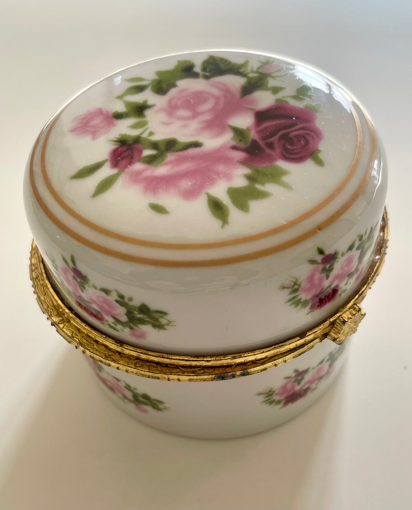 Porcelain jewelry box set with