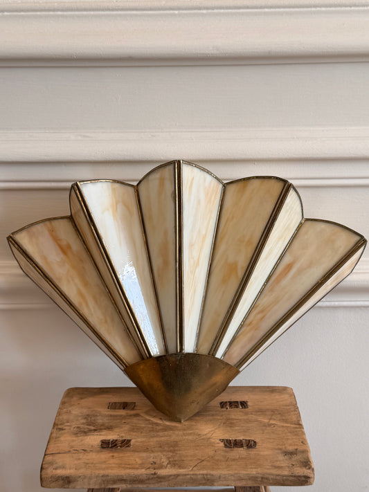 Paire d'appliques murales Art déco en laiton et verre marbré