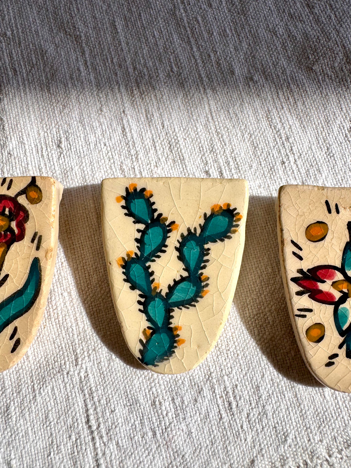 6 porte-couteaux en céramique. Artisanat tunisien.