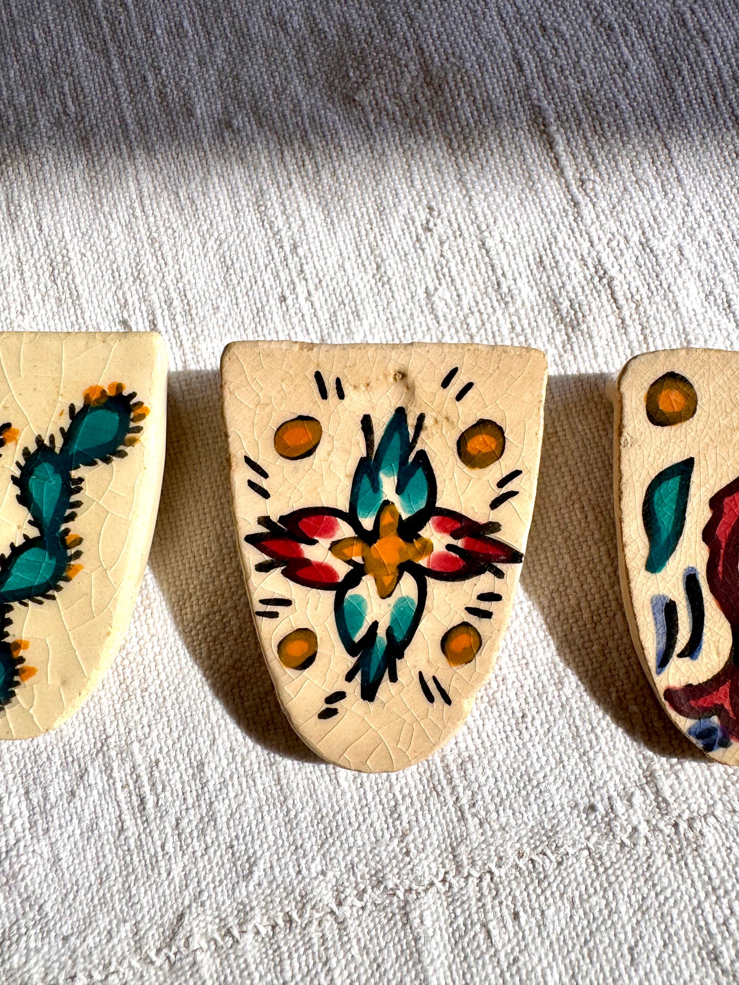 6 porte-couteaux en céramique. Artisanat tunisien.