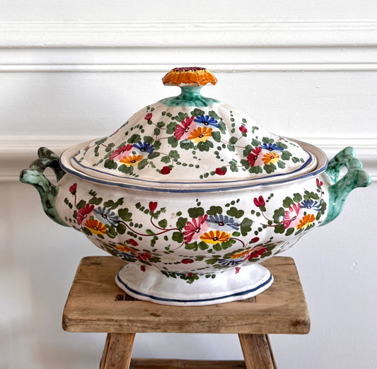 Soupière en céramique décor floral