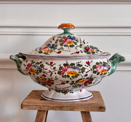 Soupière en céramique décor floral