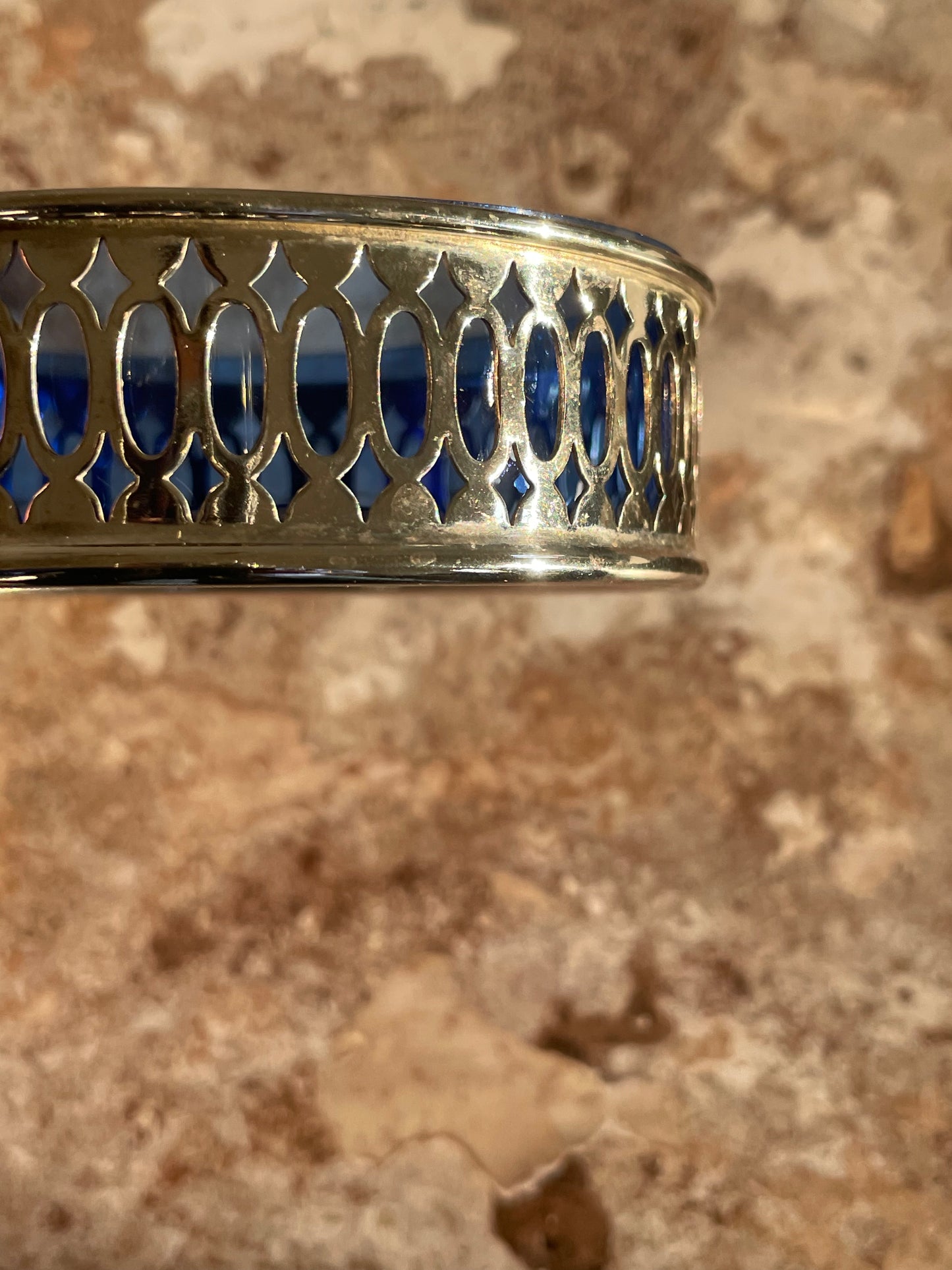 Butter dish with its silver metal knife