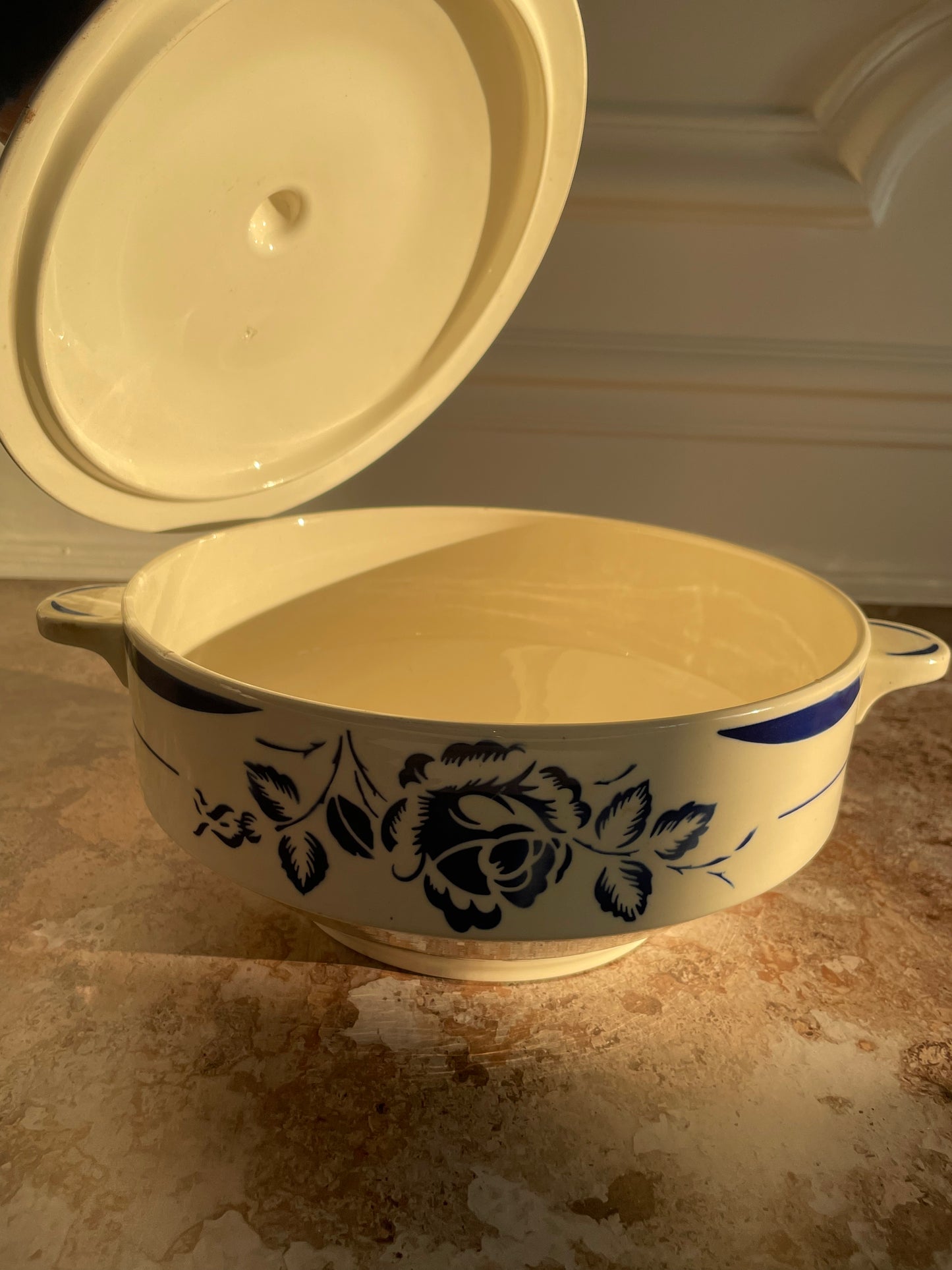 Badonviller Versailles model soup tureen