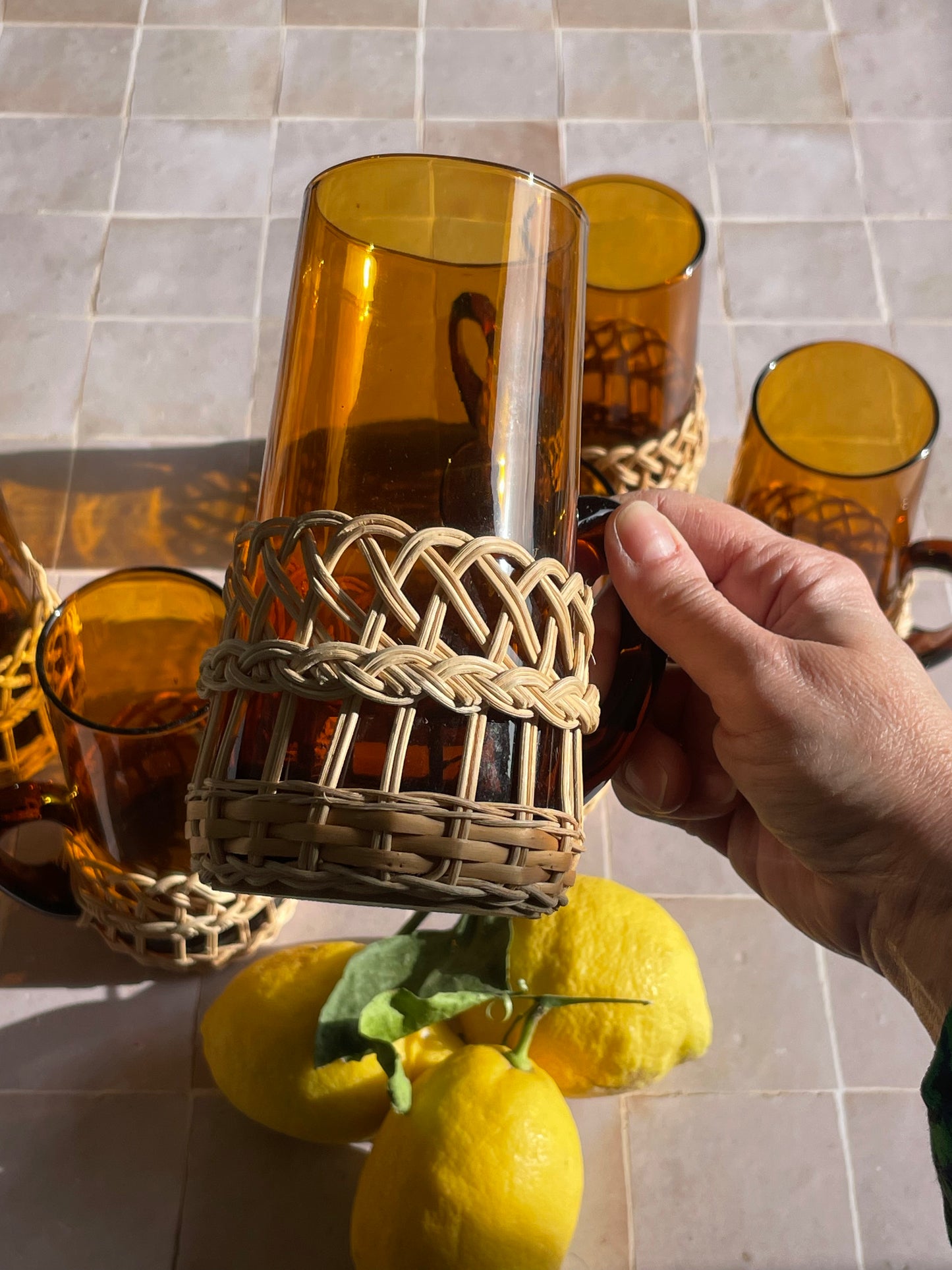 Lemonade set consisting of a carafe and 6 glasses