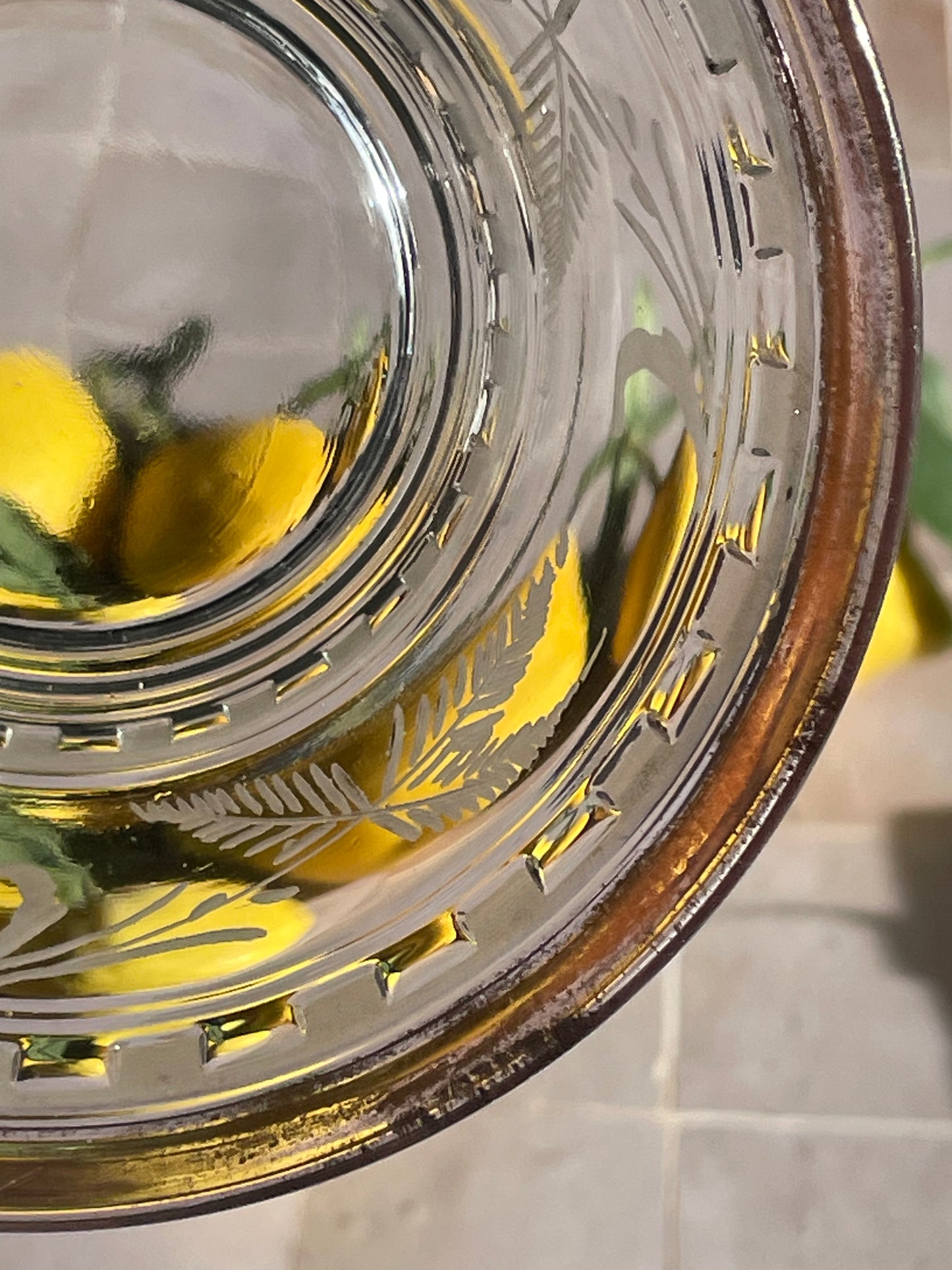 Finely engraved and gilded crystal bowl.