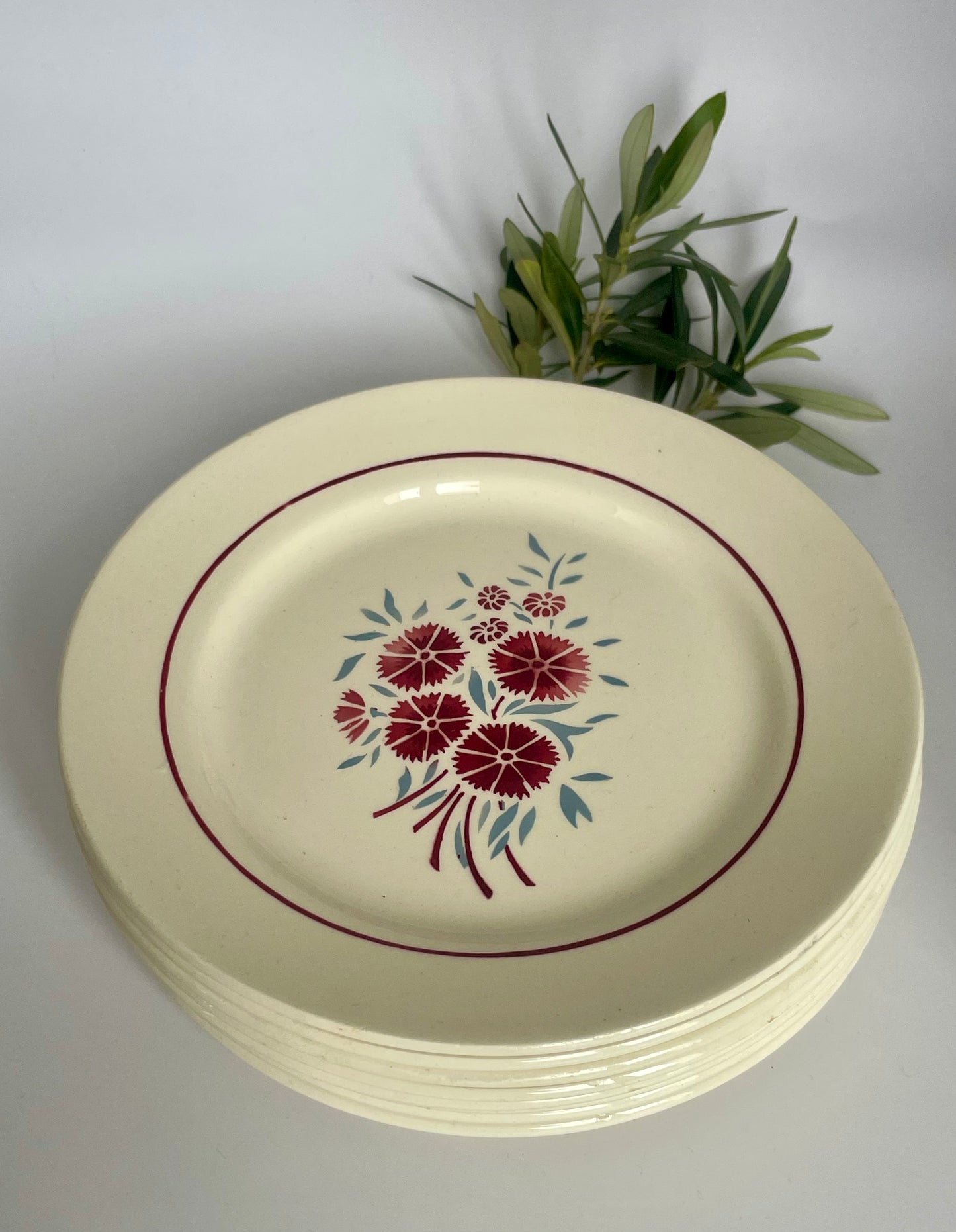 8 petites assiettes "Francine" Badonviller.