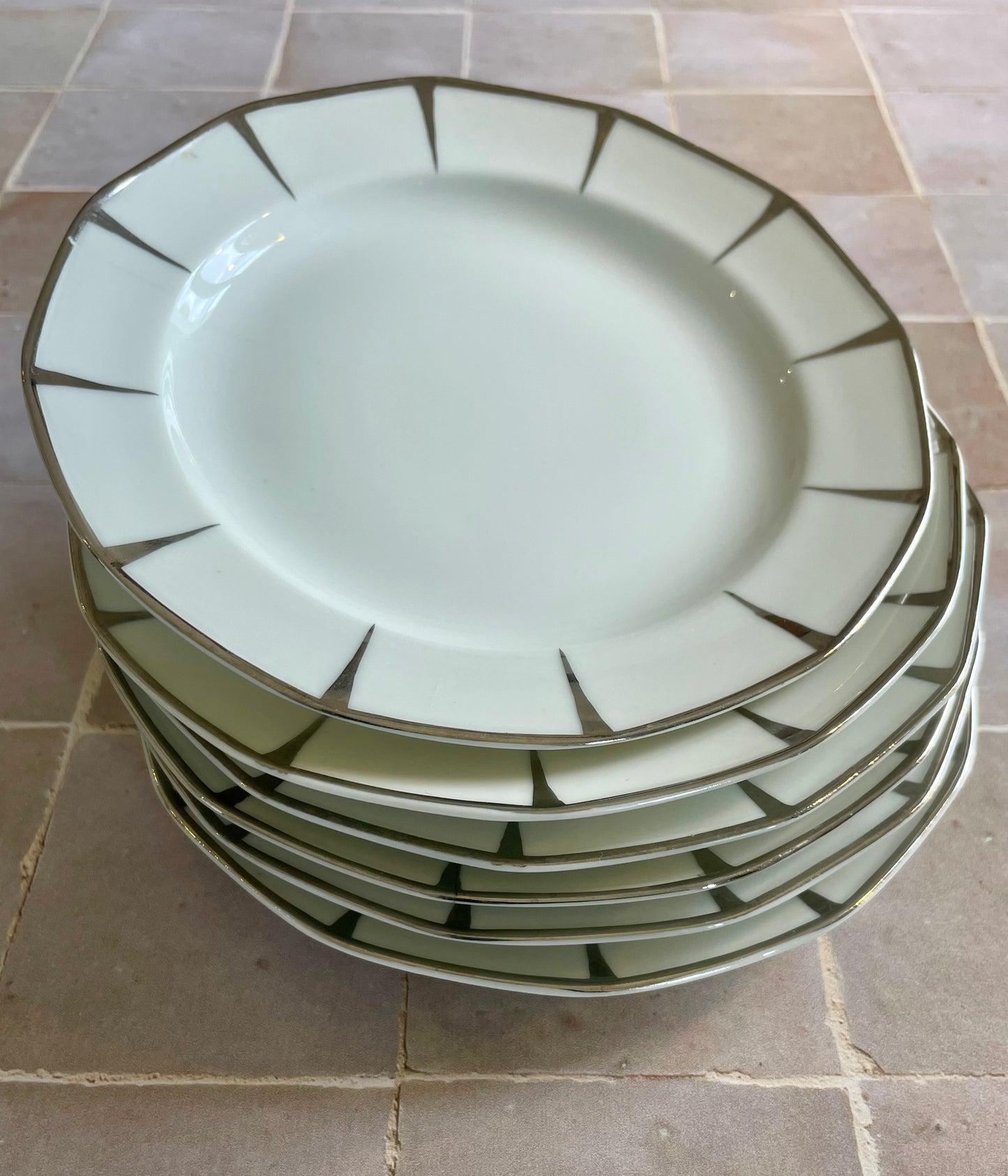 6 dessert plates