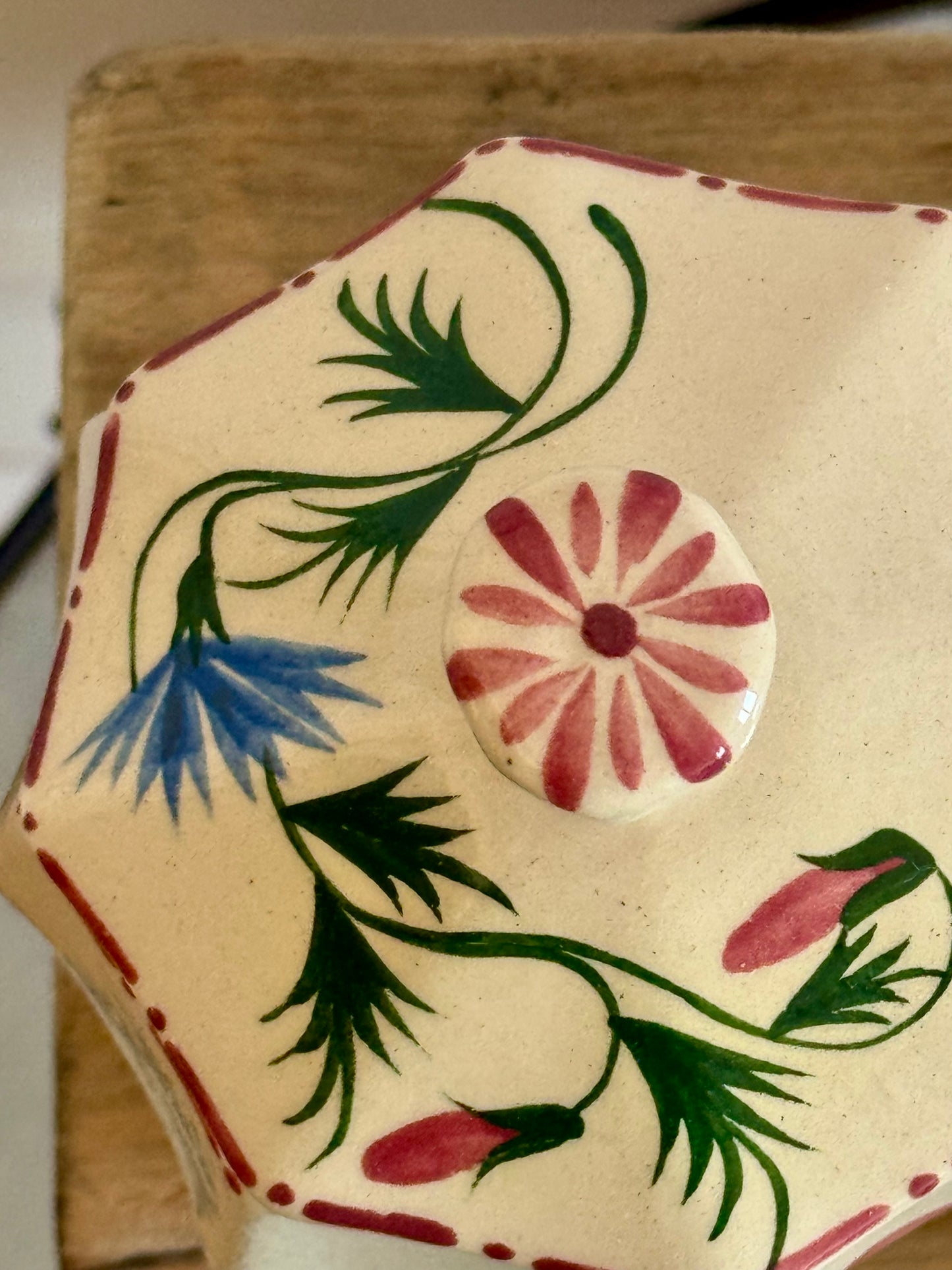 Ensemble de 4 pots en céramique