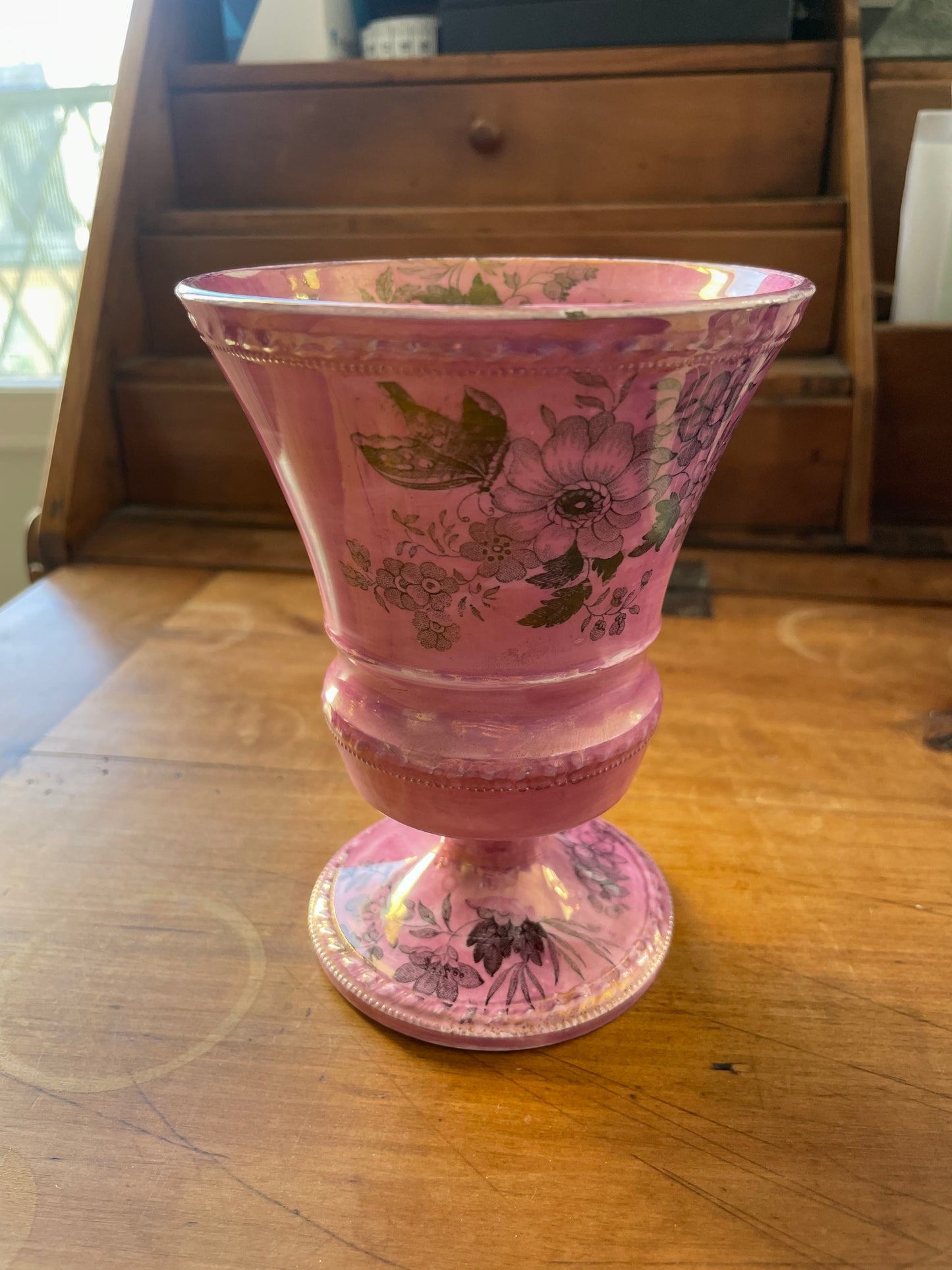 Small painted and decorated porcelain vase.
